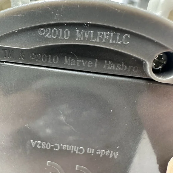 Marvel Universe Lot of 3 Iron Man Figures Mixed With Light-Up Bases Mark iV - Picture 11 of 13